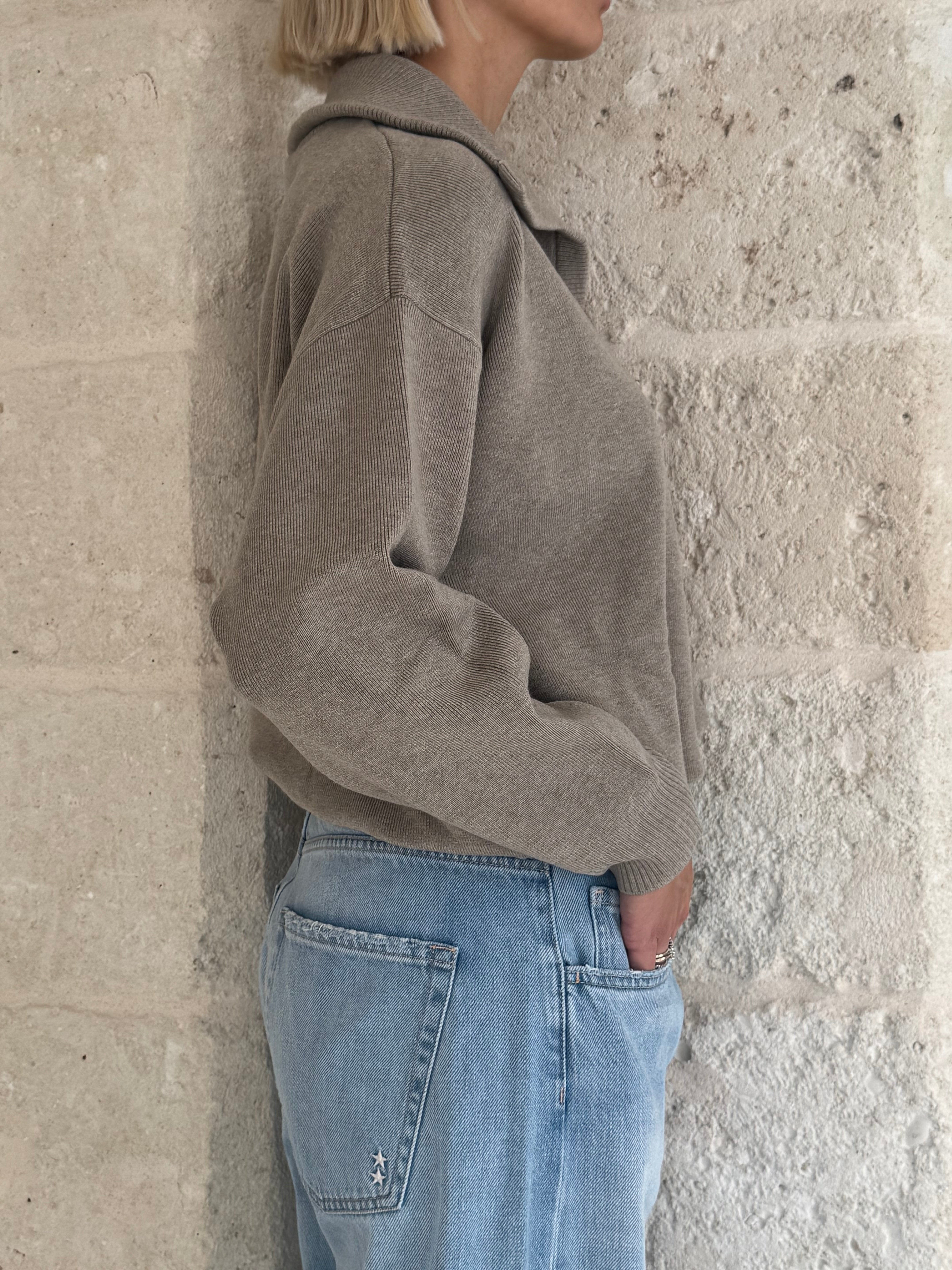 Maglione beige con orlo elasticizzato - Eleh