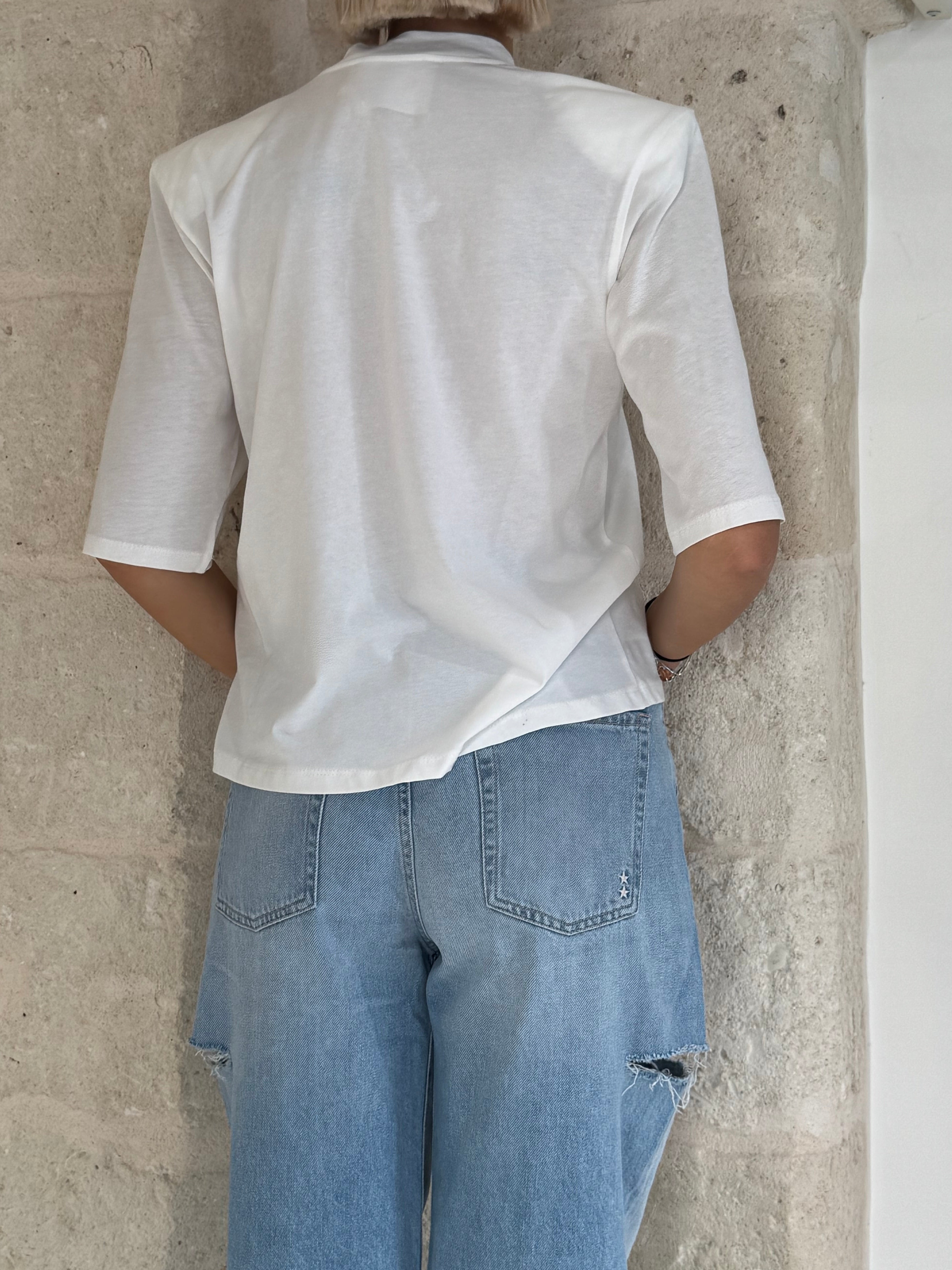 T-shirt con spallina e ricamo - Kostumn1