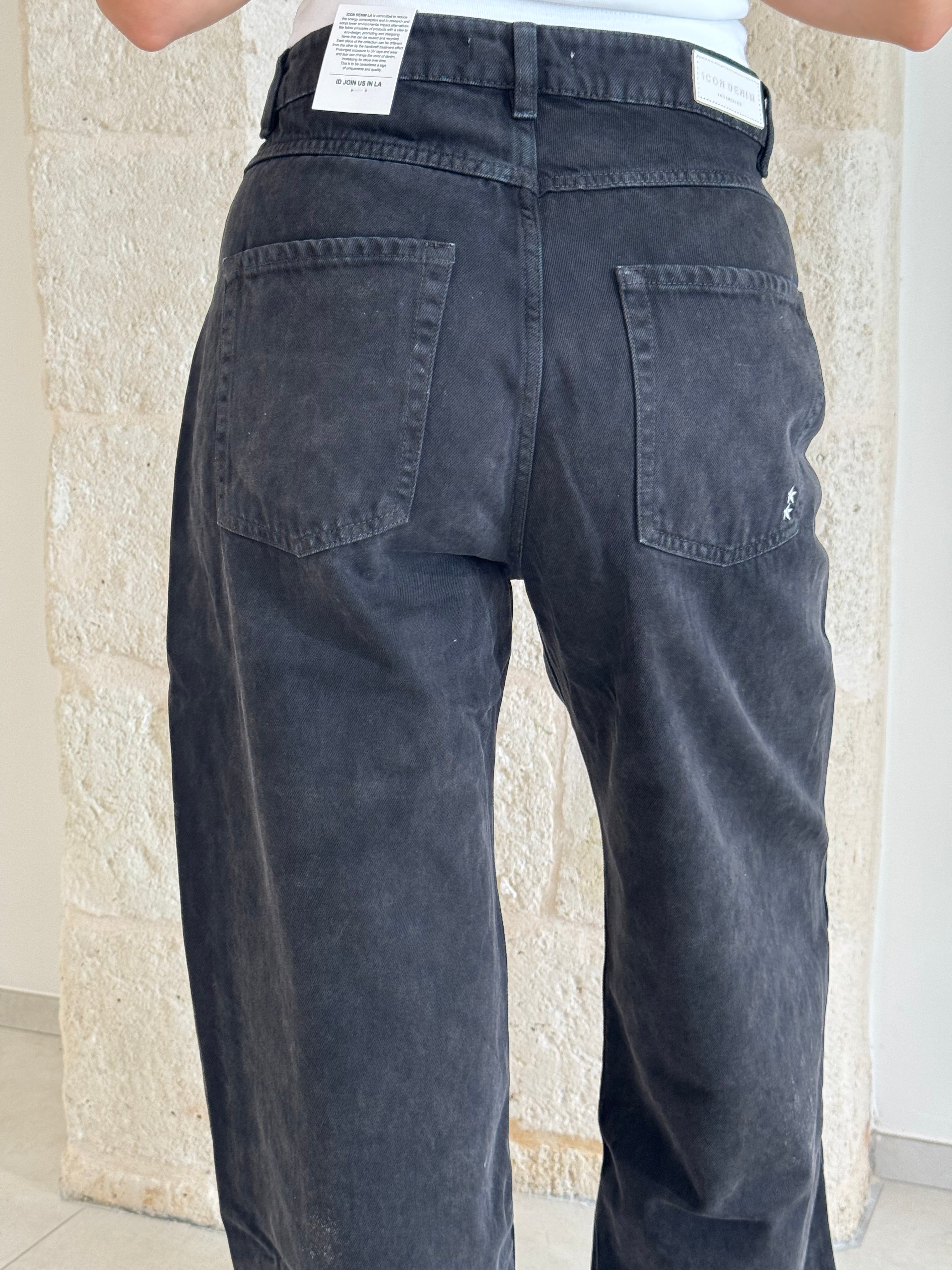 Jeans Poppy nero bruciato e slavato - Icon Denim